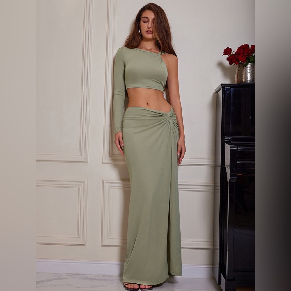 Single Shoulder Top and Split Skirt Set